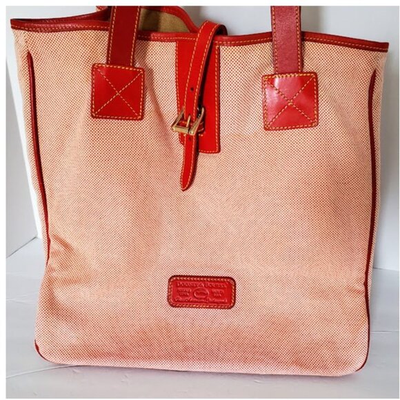 Dooney & Bourke Large Red Tweed Canvas Carry-All Tote Leather Handles & Accents - Picture 2 of 15